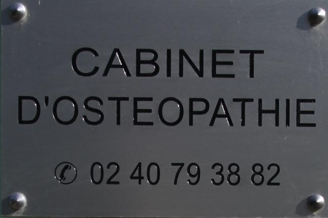 Christophe Nivet et Anne Sophie Douet Ostéopathes D.O. Christophe Nivet et Anne Sophie Douet Ostéopathes D.O.