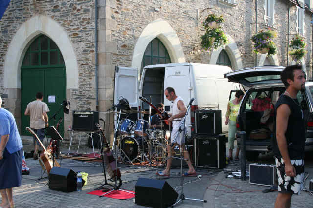 Les haut-parleurs vont assurer Les haut-parleurs vont assurer