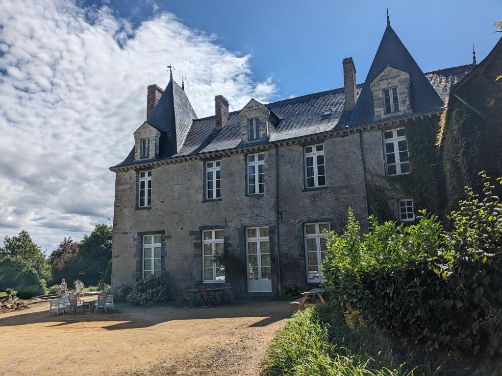 Le Tro-Mée Le Tro-Mée