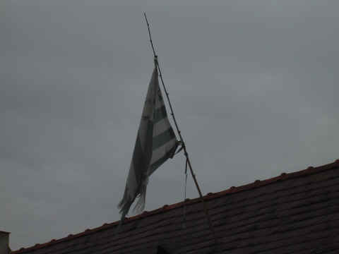 A la Baratterie, le drapeau flotte A la Baratterie, le drapeau flotte