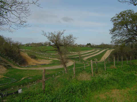 Le terrain de moto cross de La Ville Au Chef Le terrain de moto cross de La Ville Au Chef