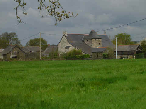 Le manoir du Maire et sa tour carrée Le manoir du Maire et sa tour carrée